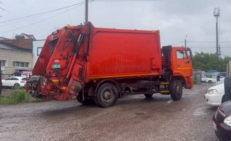 Россия: В Красноярском крае мусорный коллапс из-за забастовки водителей мусоровозов