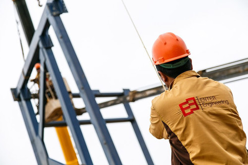 Узбекистан: Работники, связанных с Enter Engineering фирм, жалуются на задержки зарплат